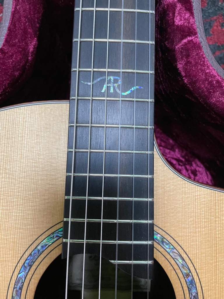 Dowina Classica 4/4 - Hybrid Cut Swiss Spruce/Indian Rosewood 