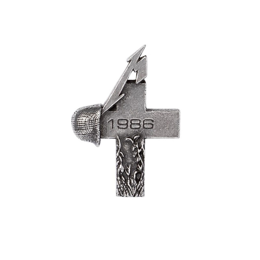 Metallica Spilla Master of Puppets