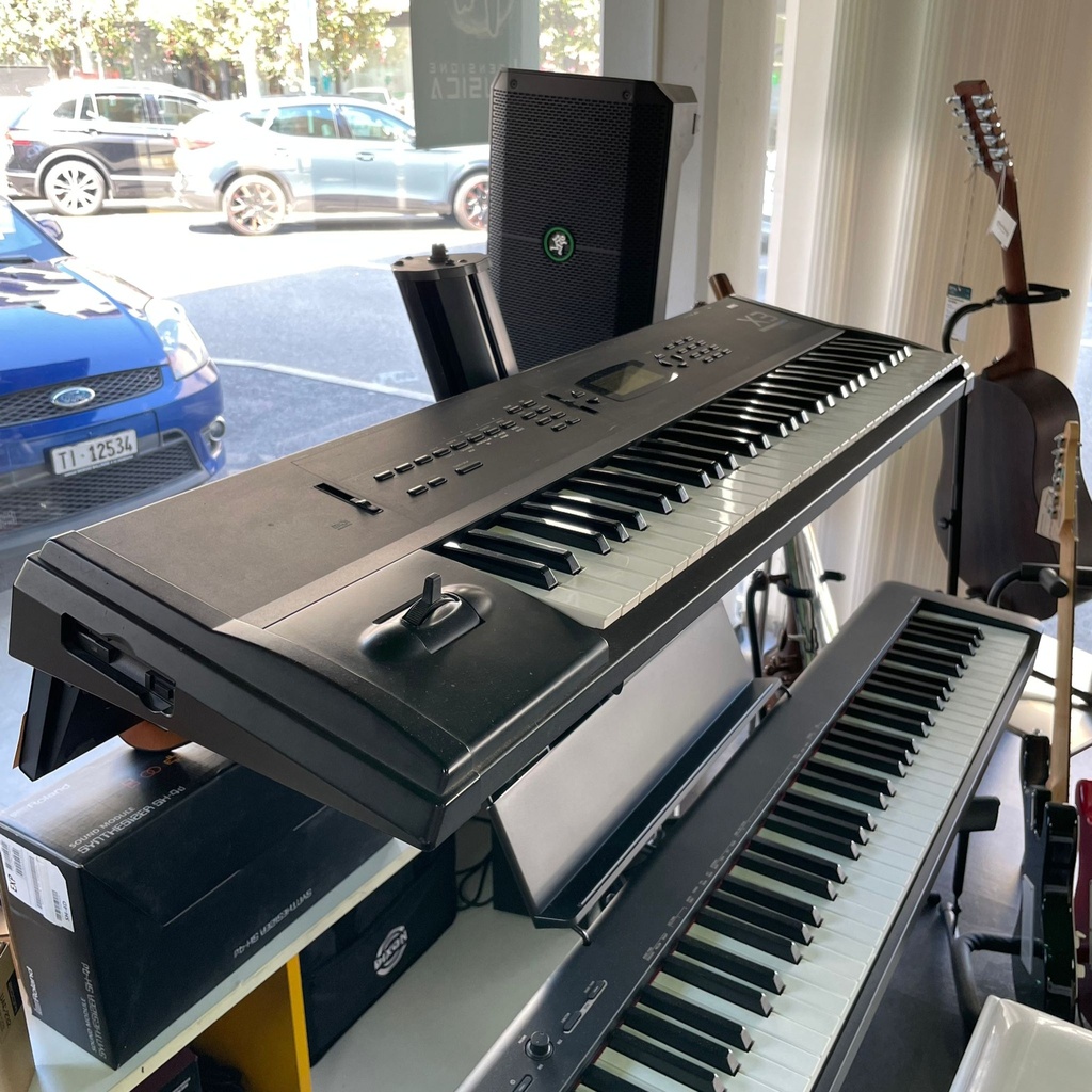 Ex-Demo Korg X3 